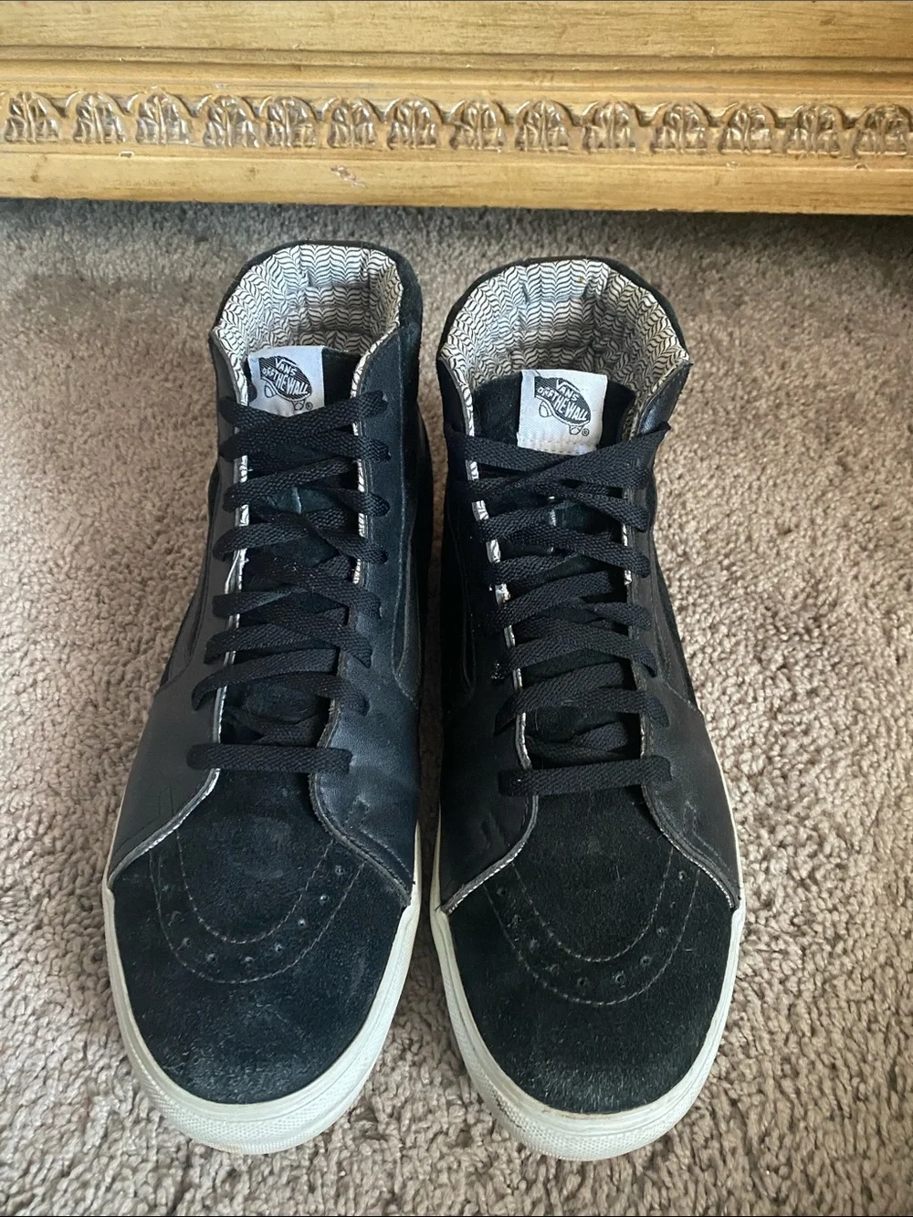 Vans Black Leather/ suede Hi Sk8 Sneakers with White Soles size 13